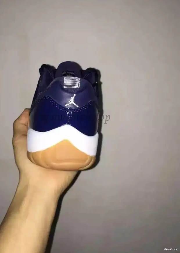Authentic Air Navy Gum Jordan Low 11 0519